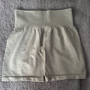 NVGTN High-Waisted Gray/Green Shorts